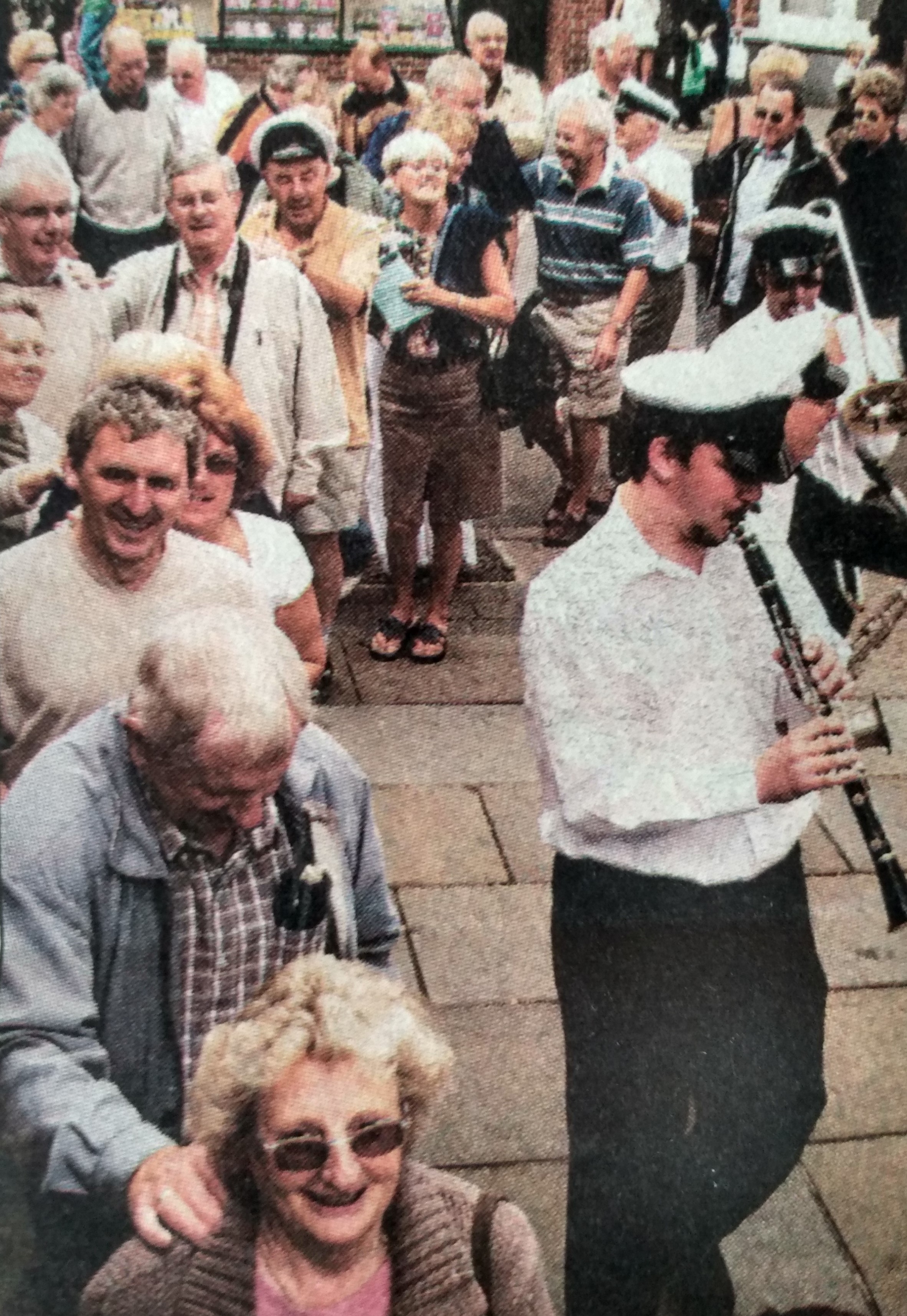 September 2005 and an impromptu conga formed in Pershore during the annual jazz festival