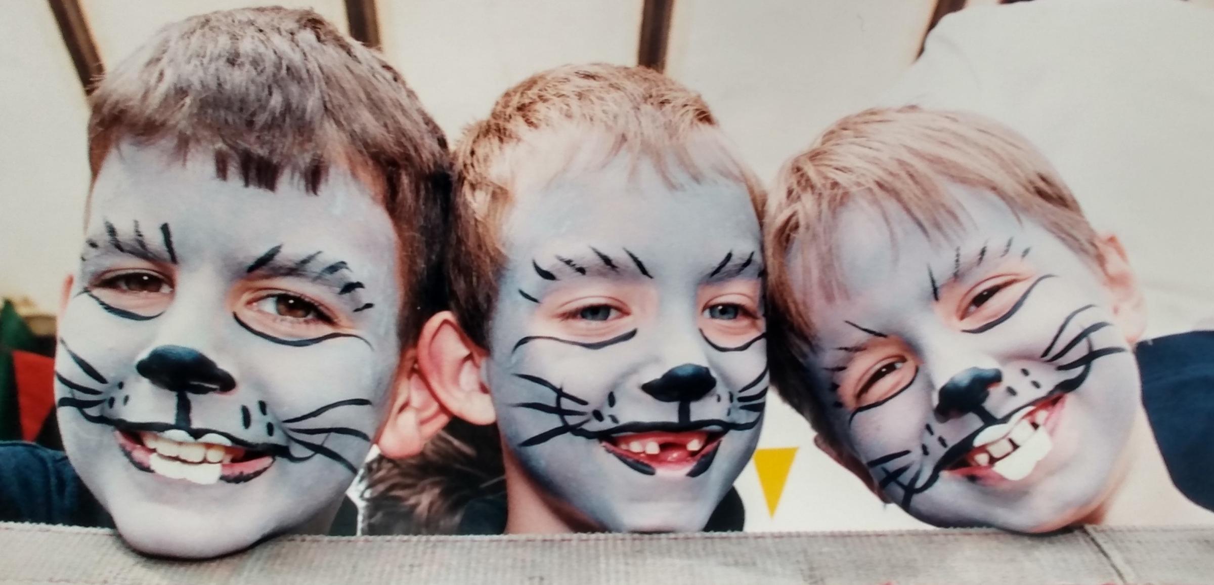 May 1998 and there was animal magic in the form of Matthew Webb, David Hurst and Alistair McKenzie on board the Pinvin First School float at Pershore Carnival