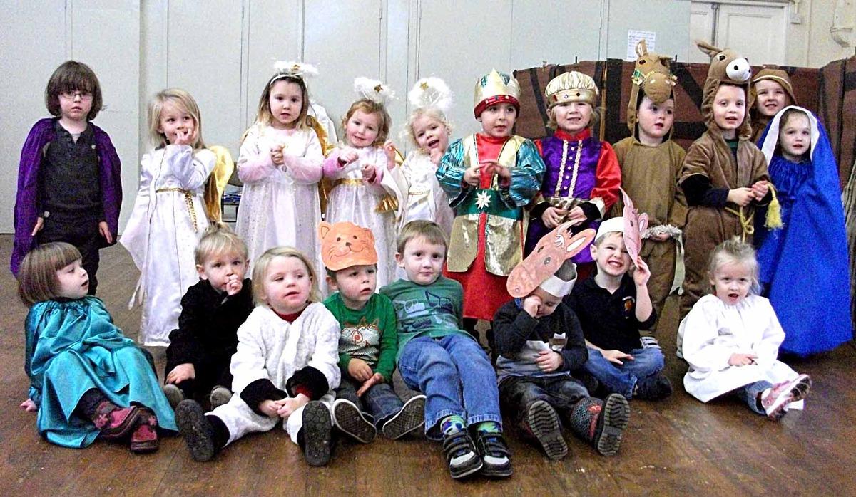 Nativity play pictures - Cotswolds and the Vale