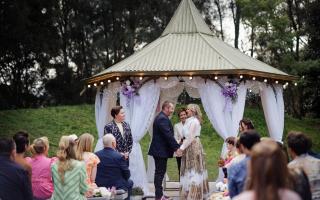 Toadie and Melanie tie the knot in the final scenes of the soap opera Neighbours