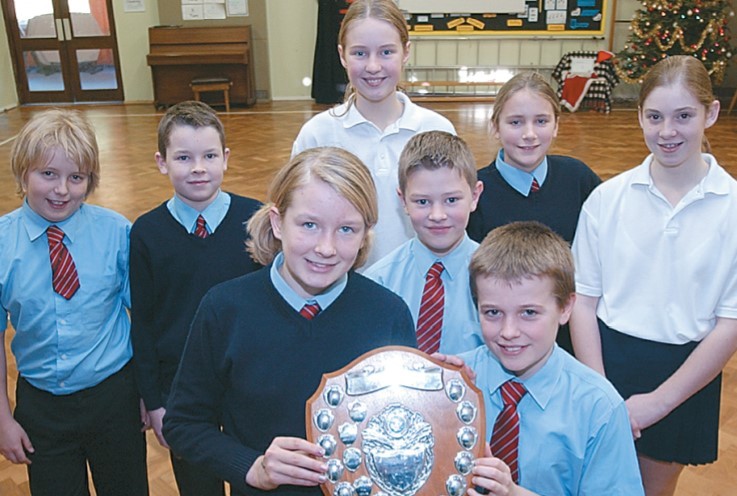 St Nicholas CE Middle School in Pinvin were crowned District champions at the annual gala in January 2004