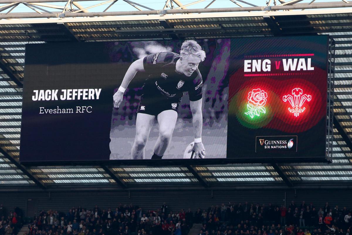 The crowd at Twickenham paid tribute to Evesham Rugby star Jack Jeffery before the Six Nations match between England and Wales on Saturday